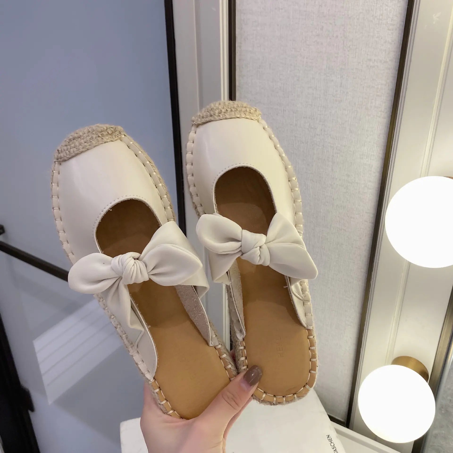 Women's Flat Bottom Fisherman Slippers