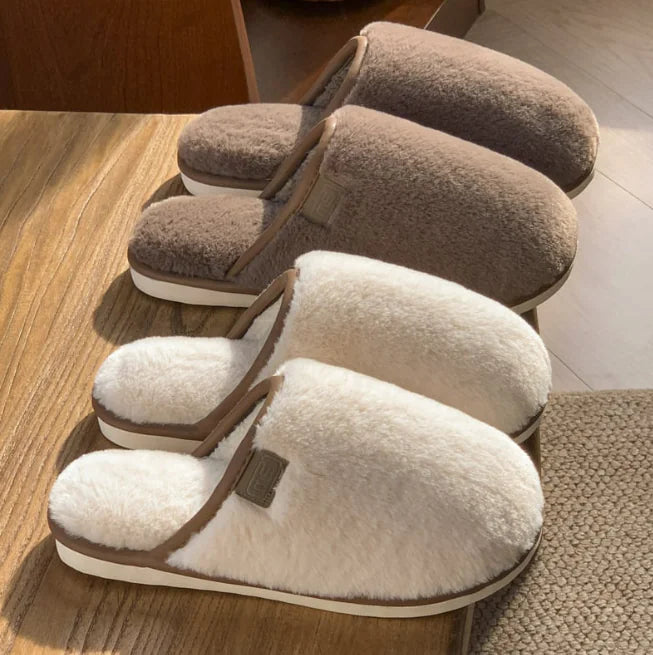 Mens Chocolate Trim Slippers
