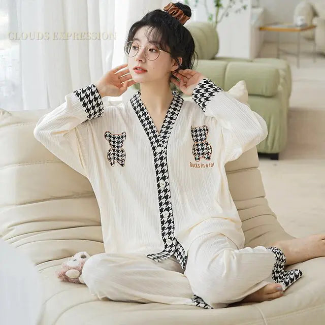 Womans Cartoon Pajamas Set